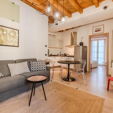 밀라노 Crocetta Modern Flat 아파트 외부 사진