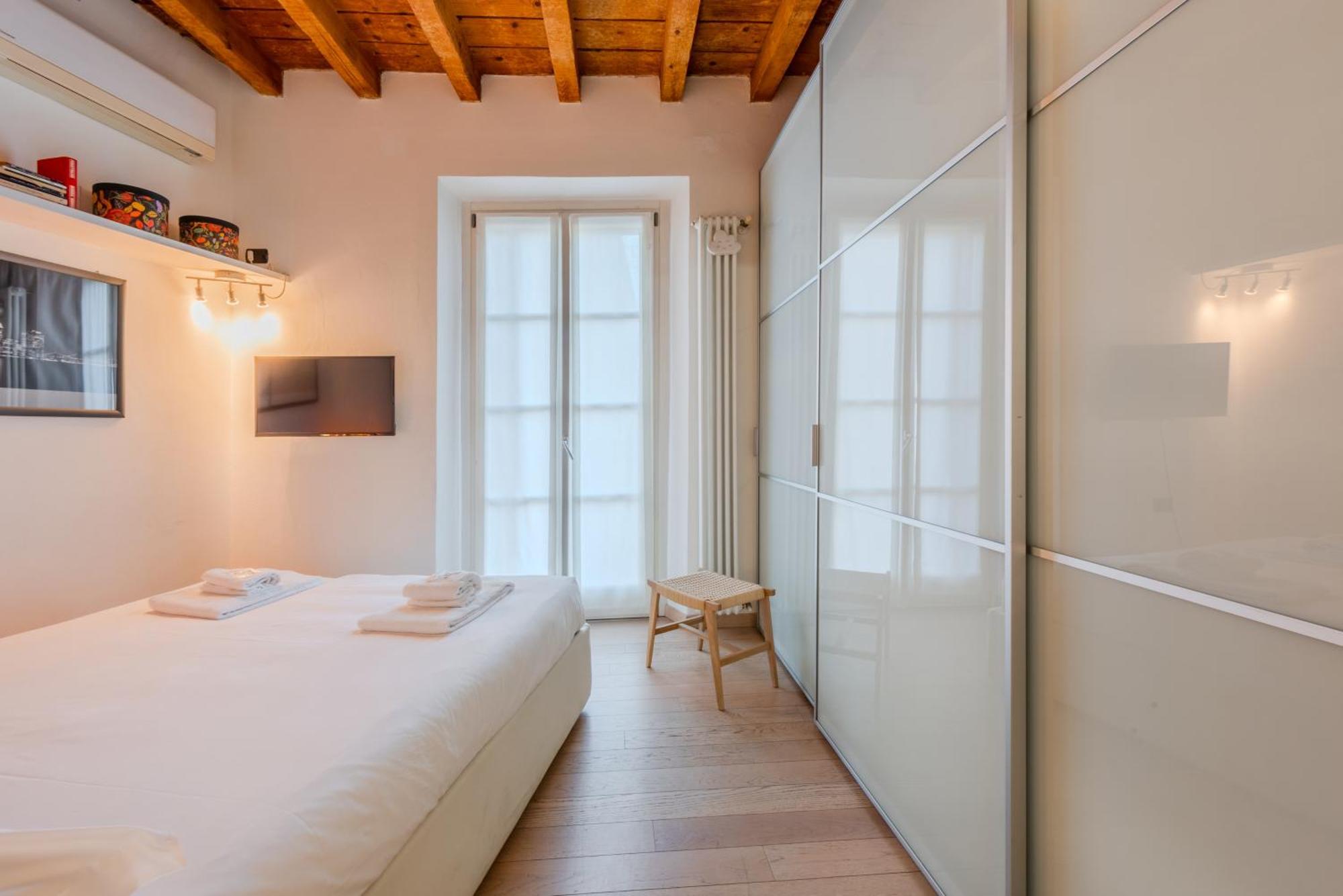 밀라노 Crocetta Modern Flat 아파트 외부 사진